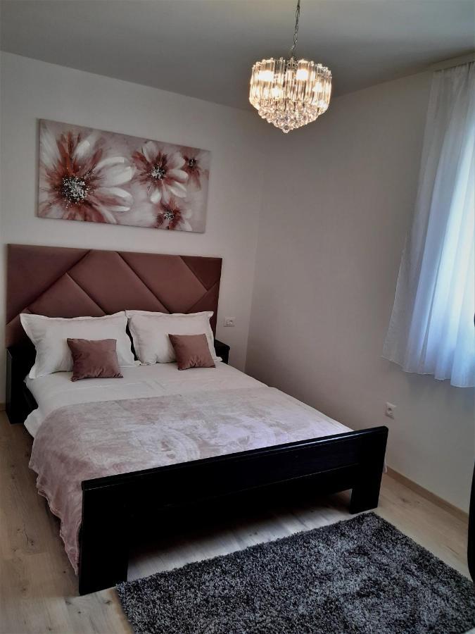 Luxury apartment Makarska 2min from beach Exteriör bild