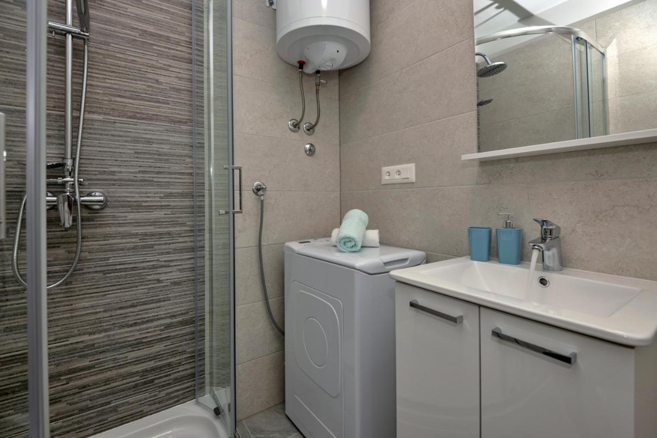 Luxury apartment Makarska 2min from beach Exteriör bild
