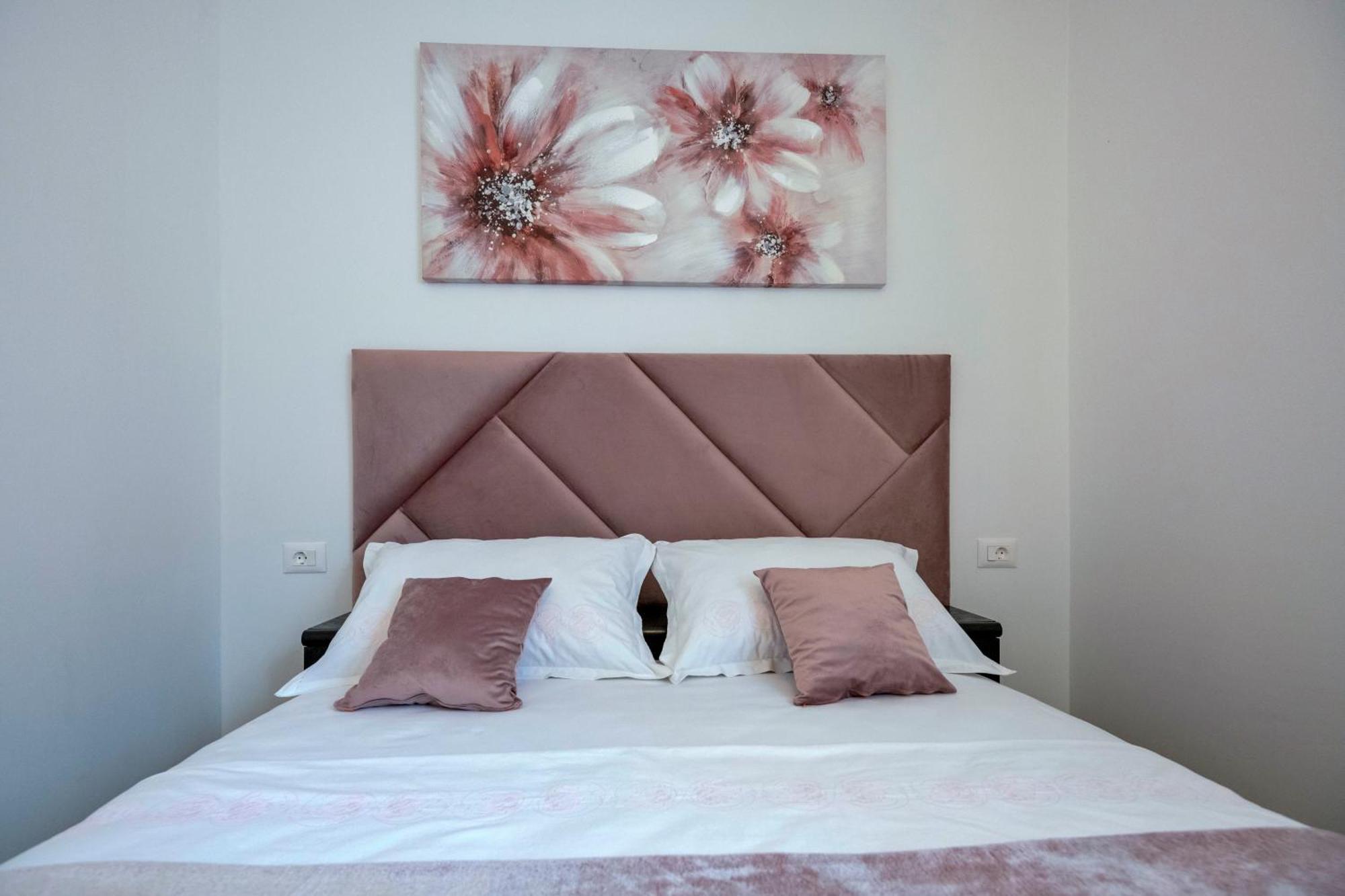 Luxury apartment Makarska 2min from beach Exteriör bild