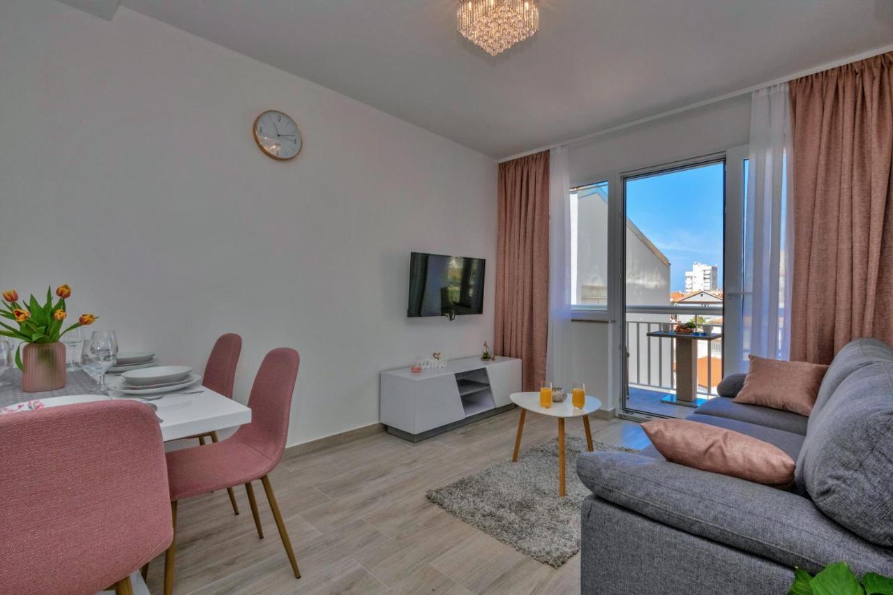 Luxury apartment Makarska 2min from beach Exteriör bild