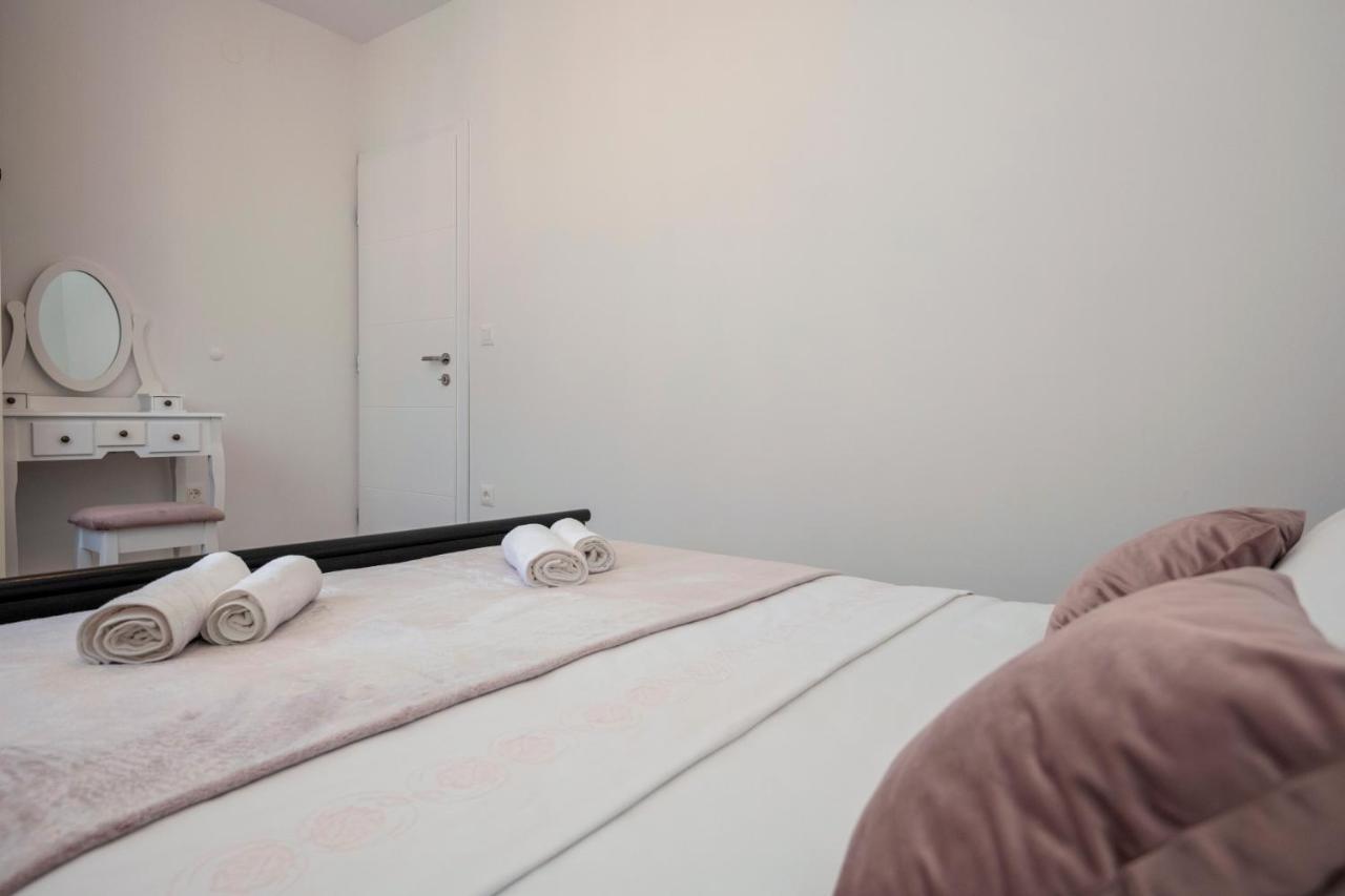 Luxury apartment Makarska 2min from beach Exteriör bild