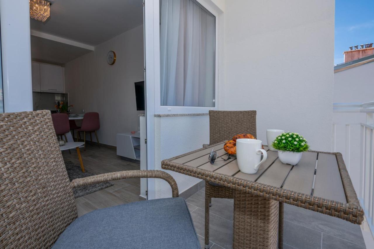 Luxury apartment Makarska 2min from beach Exteriör bild