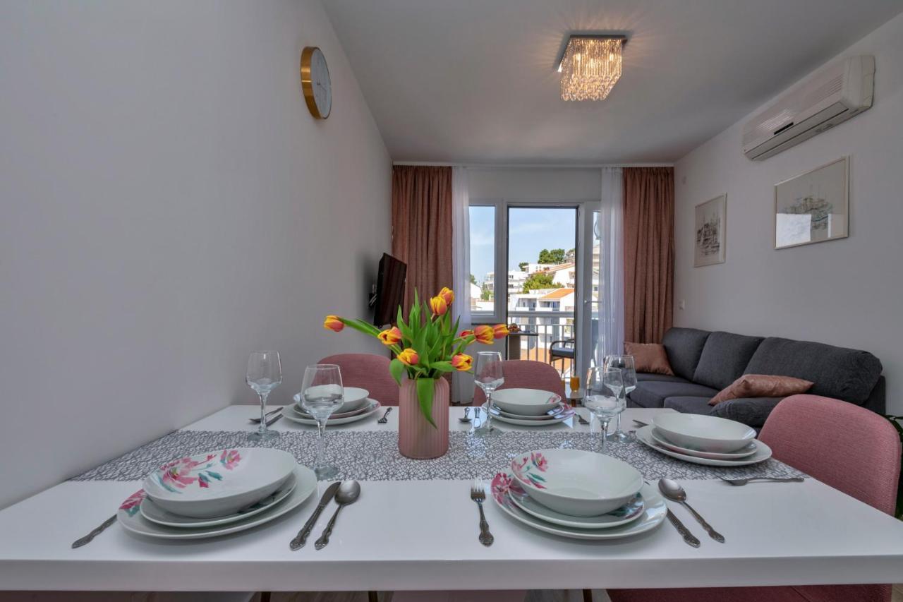 Luxury apartment Makarska 2min from beach Exteriör bild