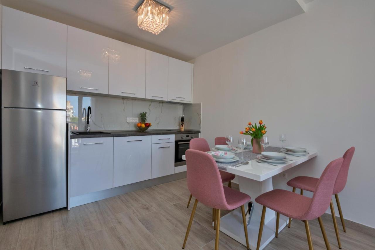 Luxury apartment Makarska 2min from beach Exteriör bild