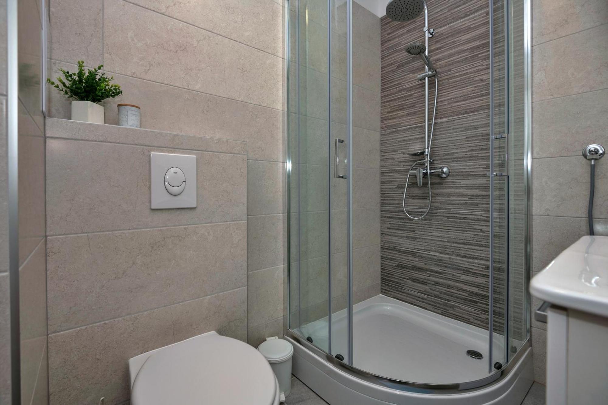 Luxury apartment Makarska 2min from beach Exteriör bild